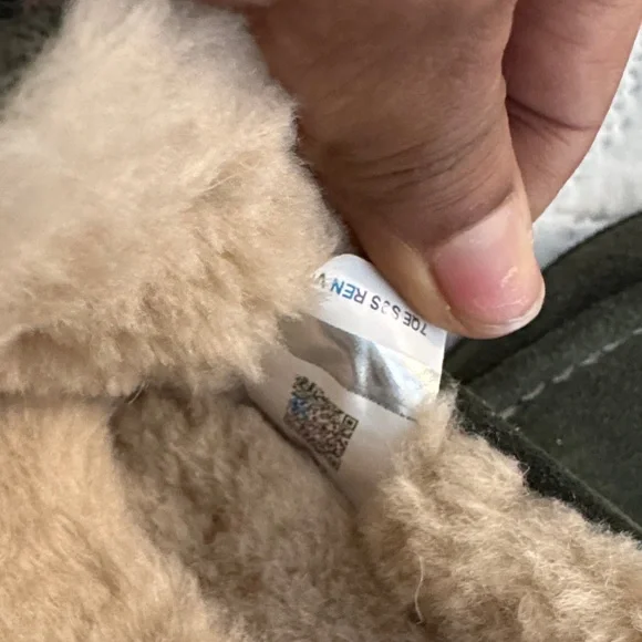 NEW UGG burnt Olive Suede men’s ASCOT Loafers size 11 - Picture 11 of 12